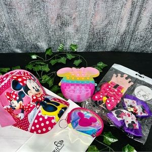 #041 6pc Theme Bundle Set